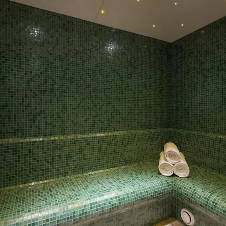 Apartmán Lovely With 3bdr And Sauna- If You Want To Book, Please Contact On Wh-ats-app - 0034-635-518-216 !!!! Sankt Anton am Arlberg